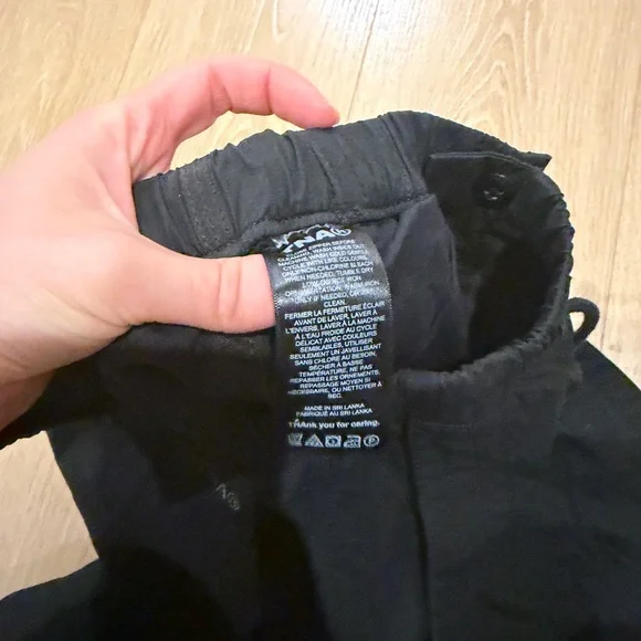 TNA Cargo Pants Black Utility Parachute Style Streetwear Y2K Gorpcore Size 2XS - Picture 3 of 7